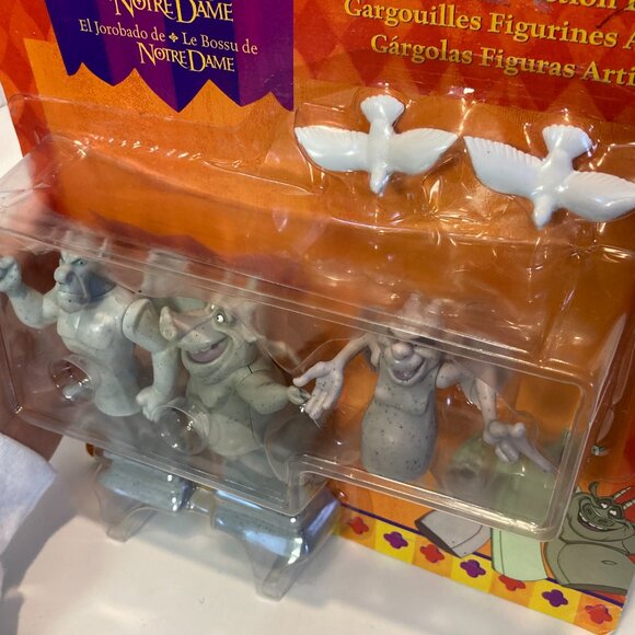 Disney's Hunchback of Notre Dame Gargoyles Action Figure NWT Sealed New - Picture 11 of 13